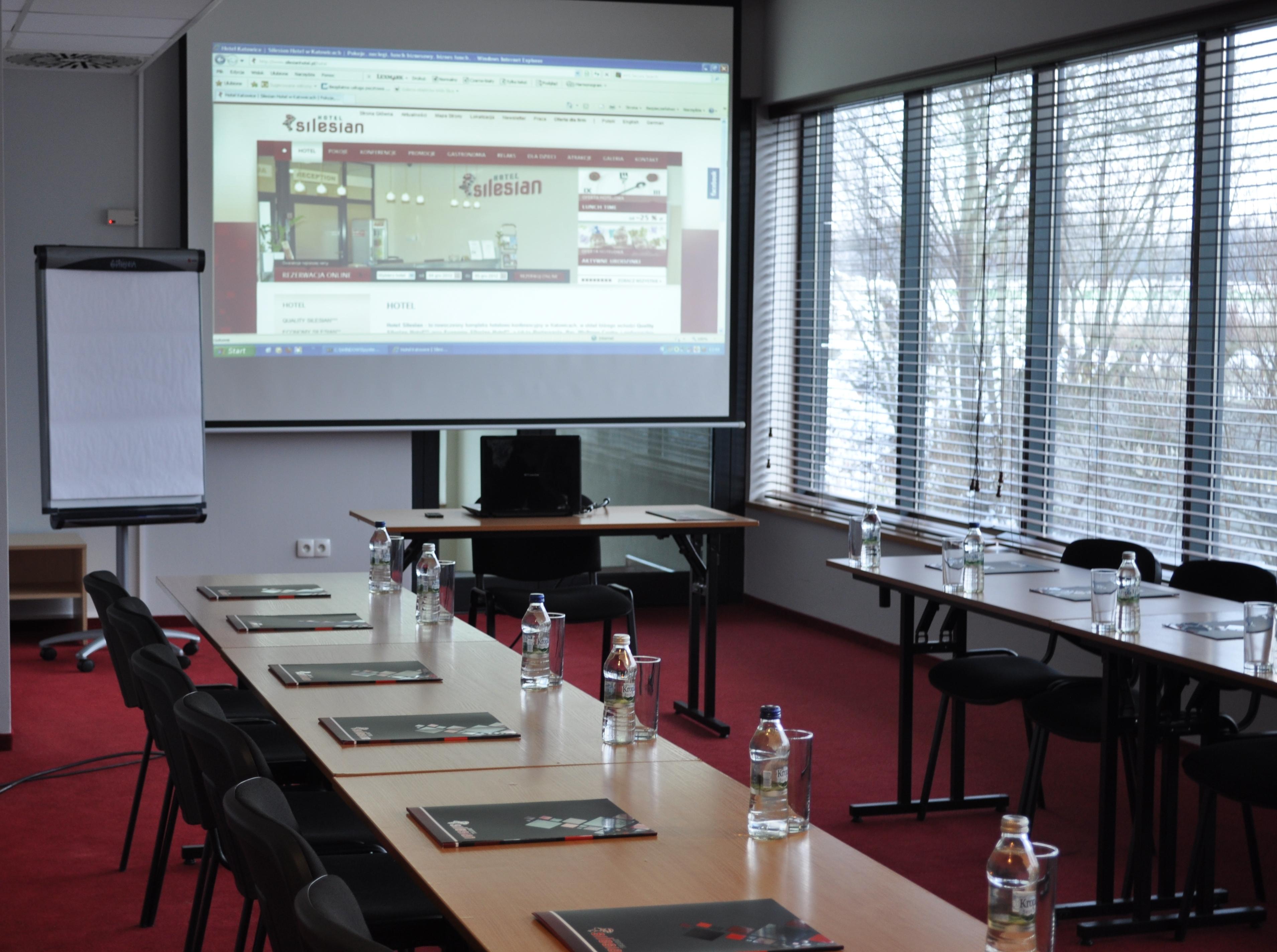 Economy Silesian Hotel Katowice Luaran gambar