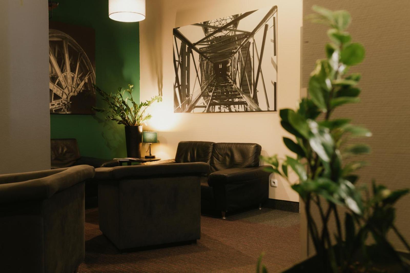 Economy Silesian Hotel Katowice Luaran gambar